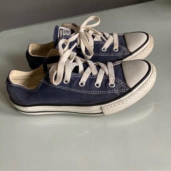 Navy Converse Low Tops - Picture 4 of 4